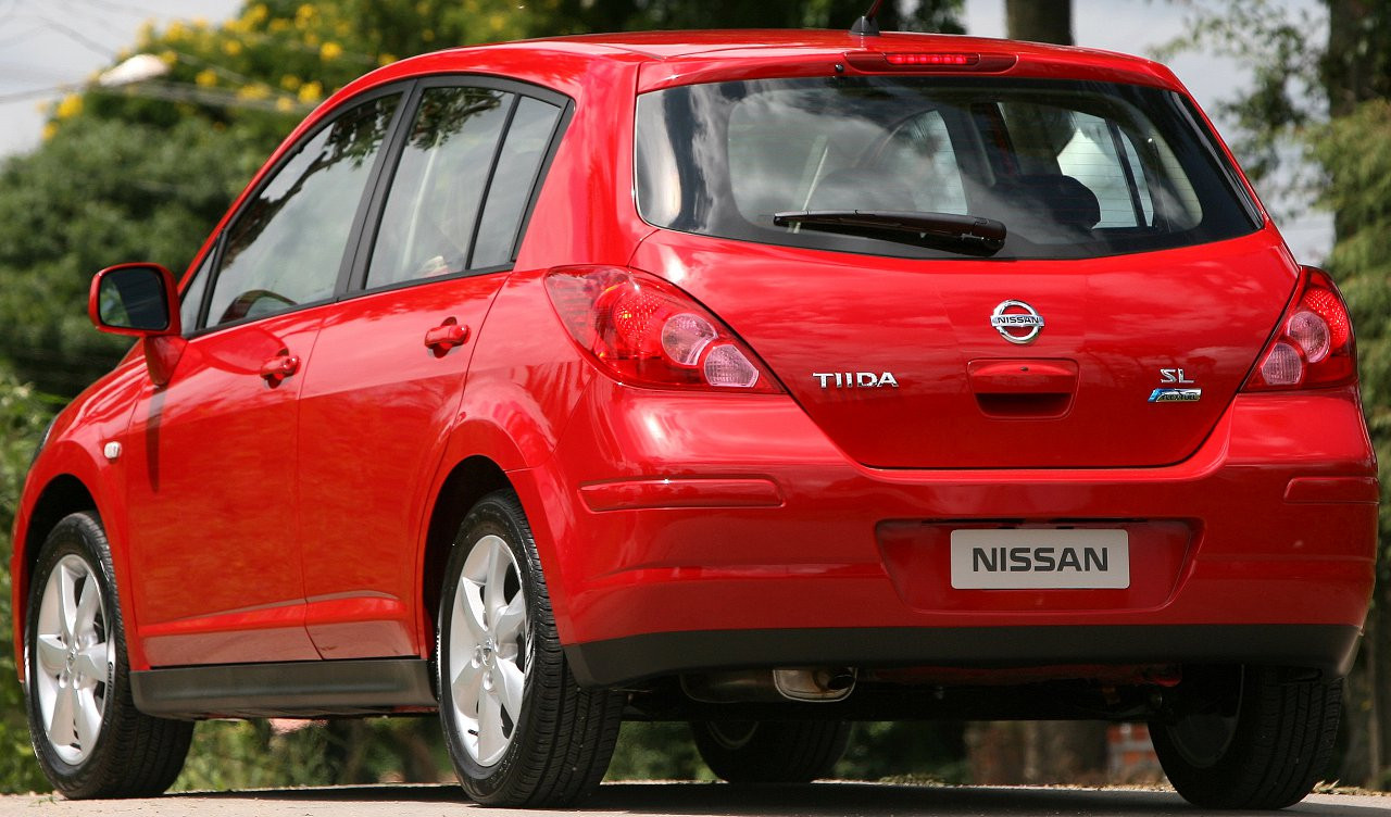 Carga de gás do ar - Nissan Tiida (veículos leves)